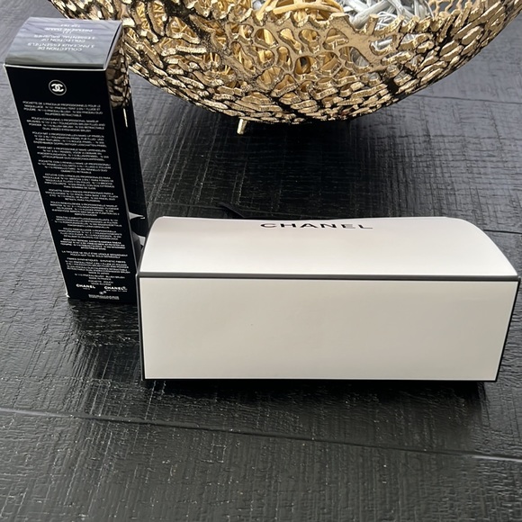 Chanel Boxes - Picture 4 of 4